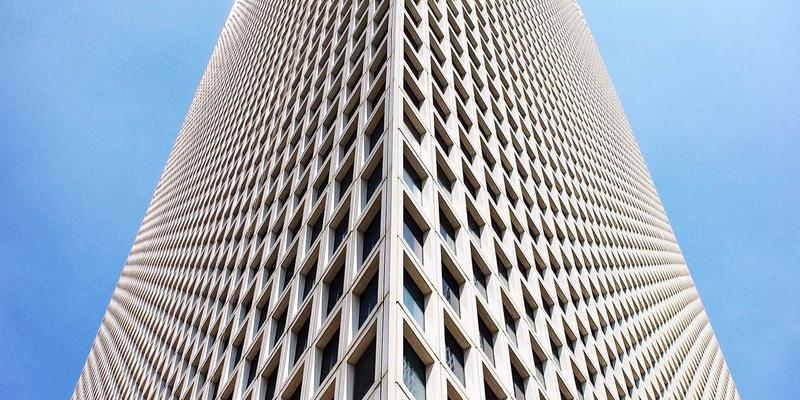 从包裹追踪到商业洞察:物流数据如何重塑零售业的库存与补货策略