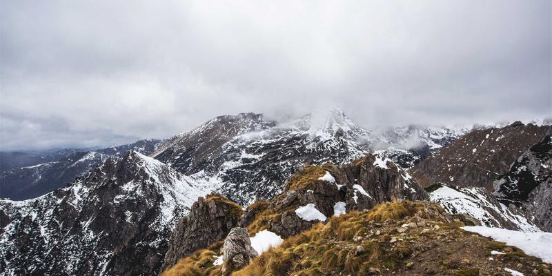快递查询记录暗藏风险？你的隐私可能正在被追踪！数据安全与痕迹清除全攻略